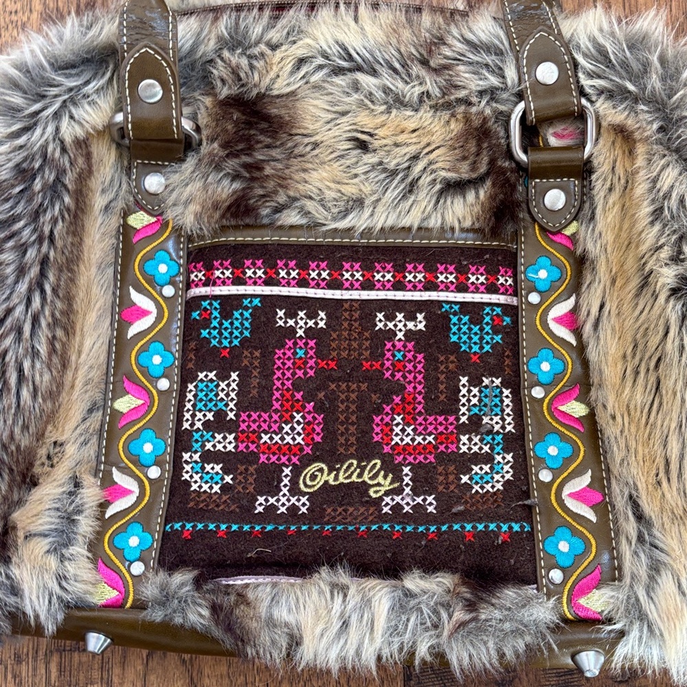 OILILY Faux Fur Embroidered Nordic Purse Handbag - Picture 11 of 11